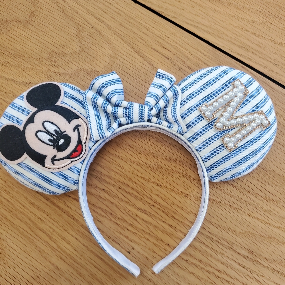 Mickey‎ Ears